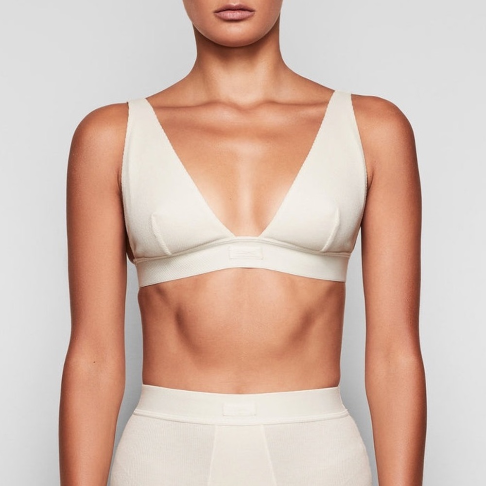 SKIMS COTTON PLUNGE BRALETTE 4X